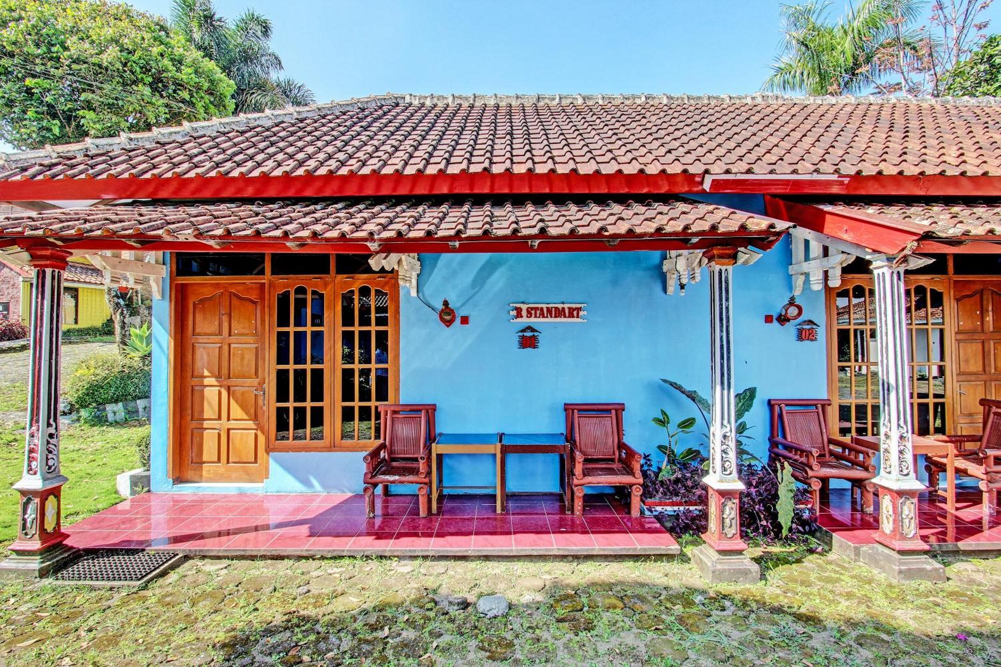 Hotel Capital O 91644 Loka Hause Salatiga Zewnętrze zdjęcie