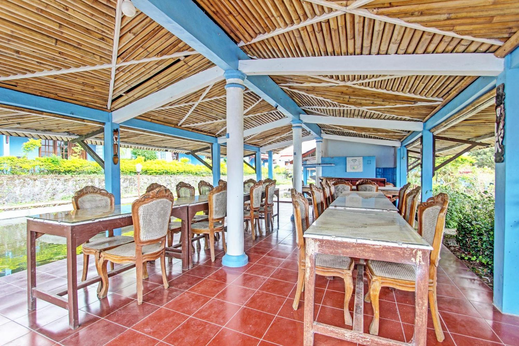 Hotel Capital O 91644 Loka Hause Salatiga Zewnętrze zdjęcie