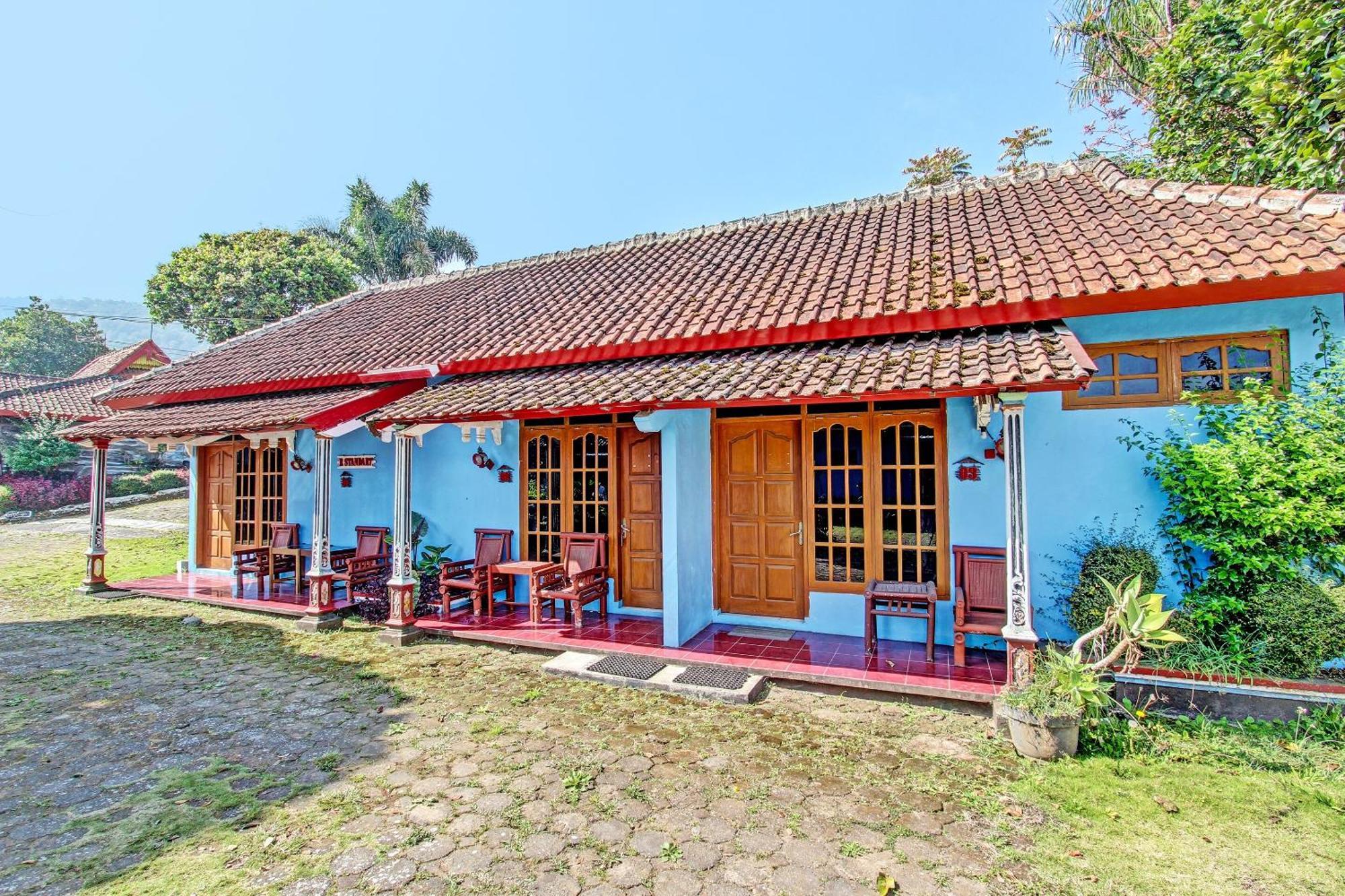 Hotel Capital O 91644 Loka Hause Salatiga Zewnętrze zdjęcie