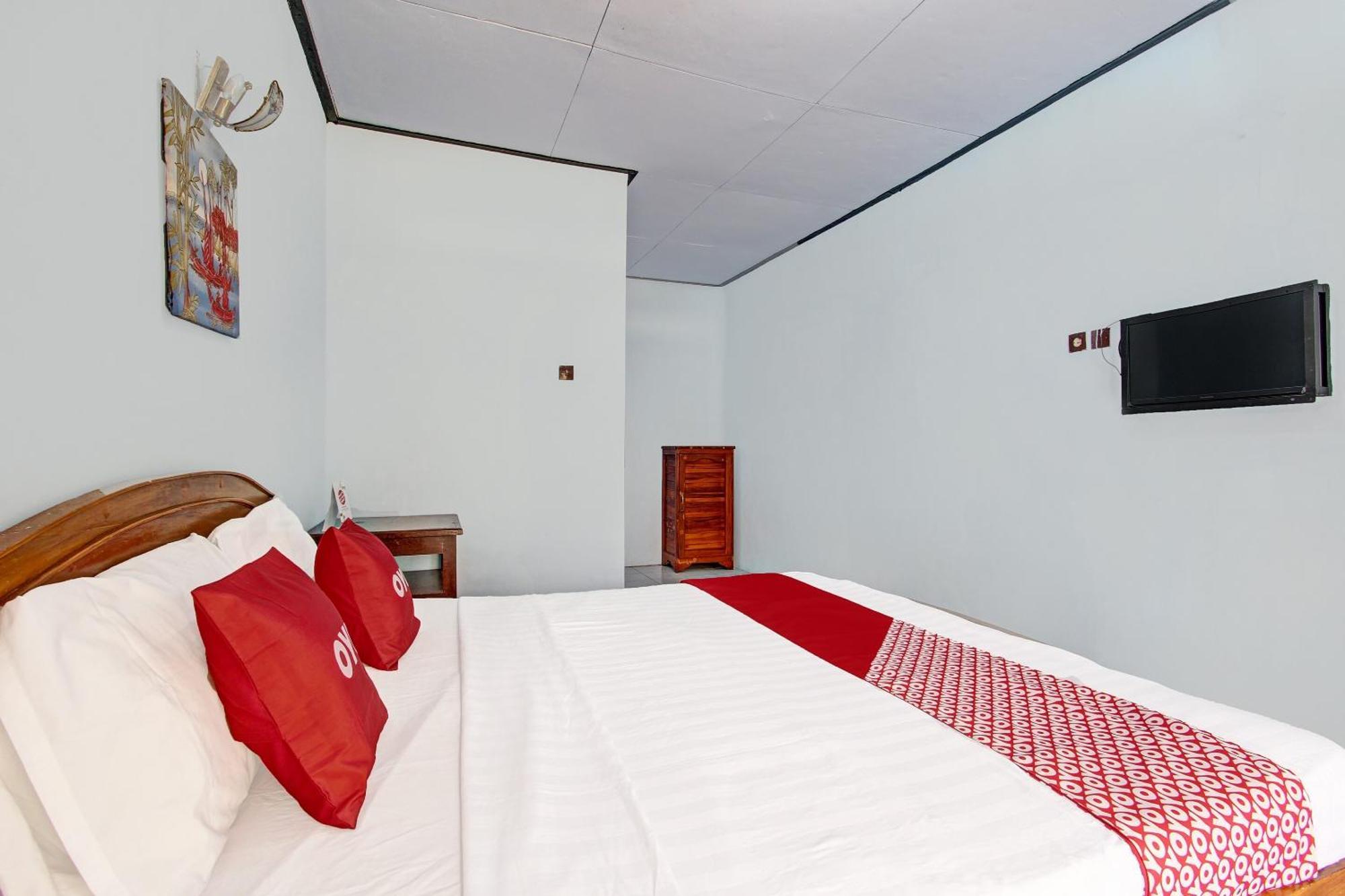 Hotel Capital O 91644 Loka Hause Salatiga Zewnętrze zdjęcie