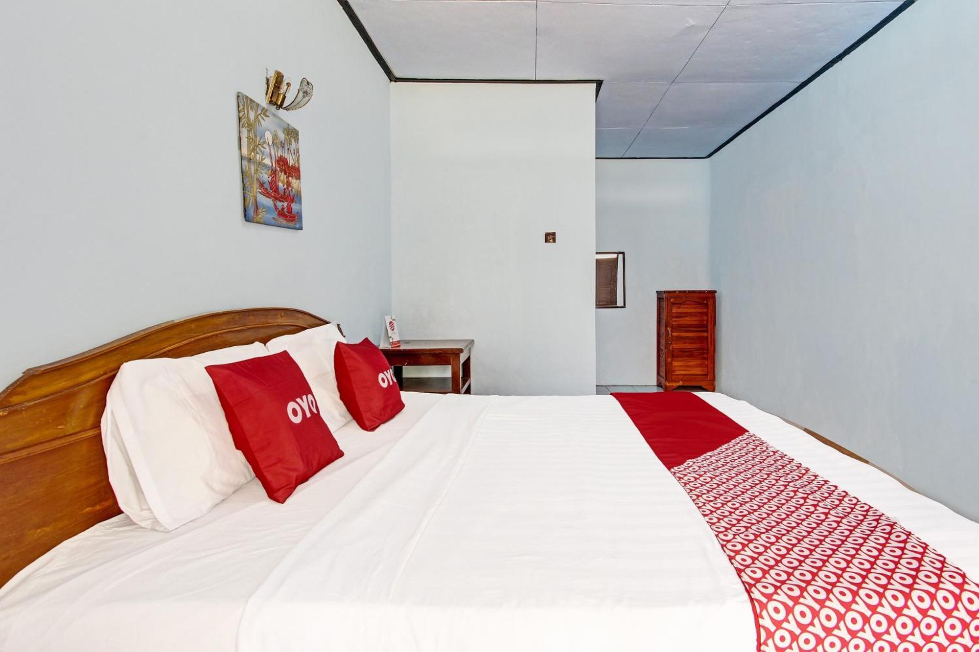 Hotel Capital O 91644 Loka Hause Salatiga Zewnętrze zdjęcie
