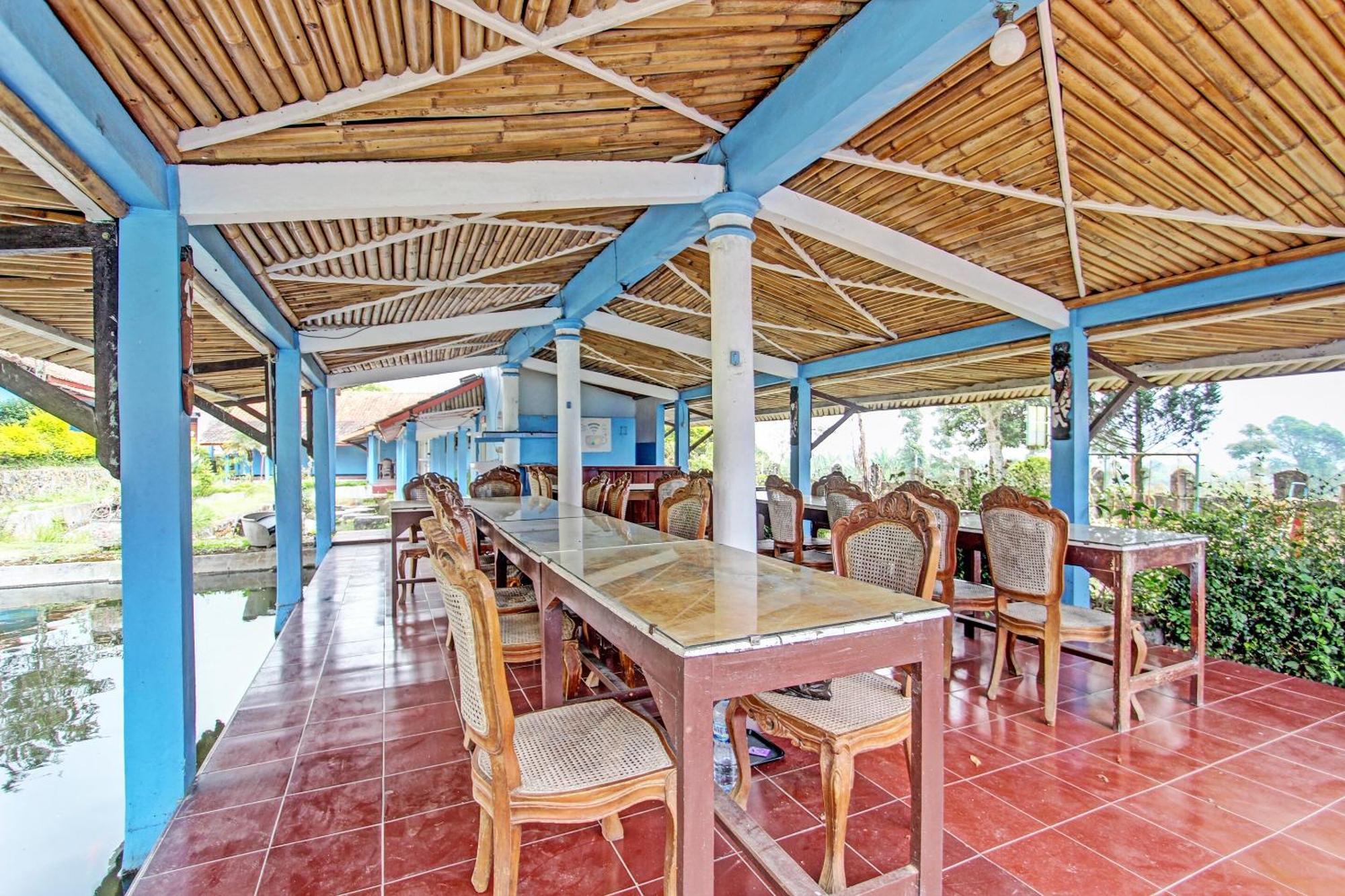 Hotel Capital O 91644 Loka Hause Salatiga Zewnętrze zdjęcie